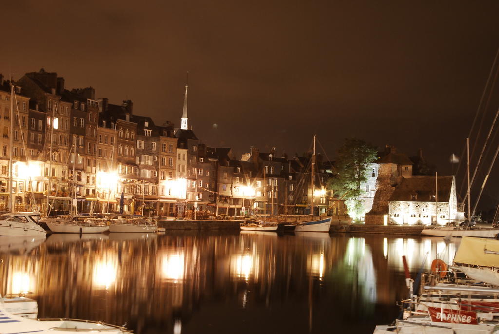 Appartamento Au 14 Honfleur Parking Prive Camera foto